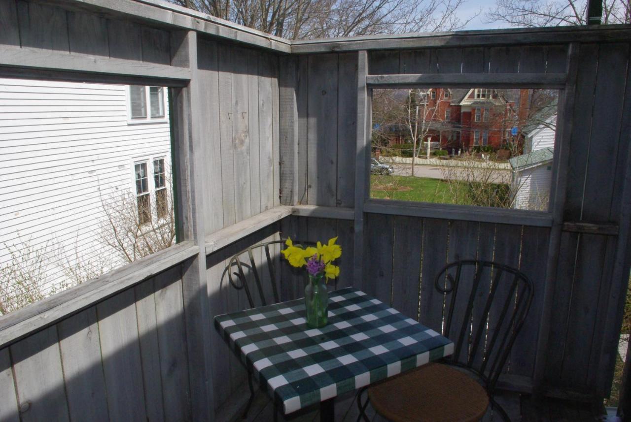 The Garrison House Inn Annapolis Royal Room photo